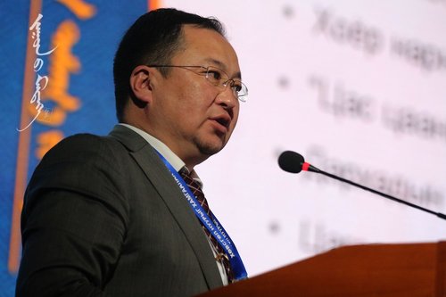 Ш.Идэрбаясгалан:Хөвсгөл нуурын ойр орчмыг онгоцоор үзэх боломжтой болгон хөгжүүлэх шаардлагатай